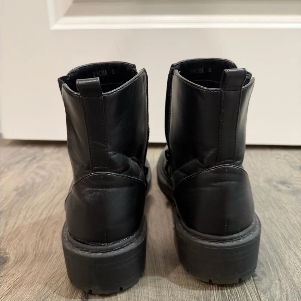 Black Chelsea Lug Sole Ankle Boots - Women